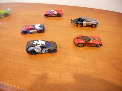 Hot wheels 2000 vehicles lot - wheels,